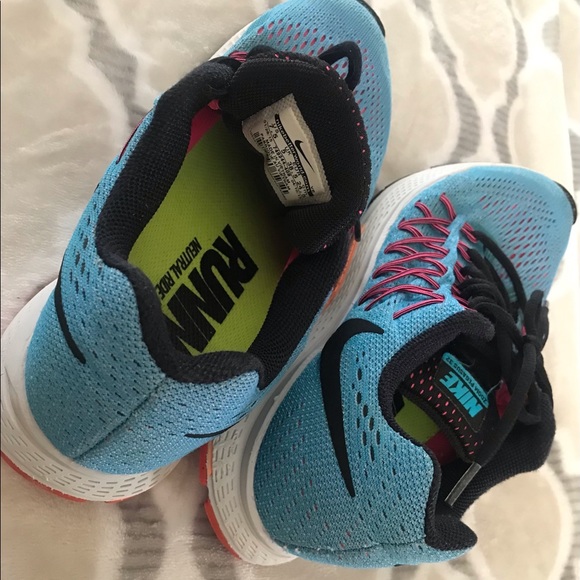 Women’s Nike Zoom Pegasus 32 running shoes - Picture 2 of 4